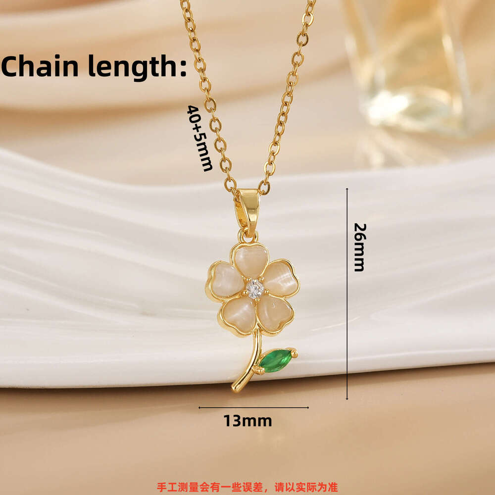 Titanium Steel Necklace For Women Cat's Eye Stone Five-Petal Flower Light Niche High-End Feel Jewelry Non-Fading Accessories F54