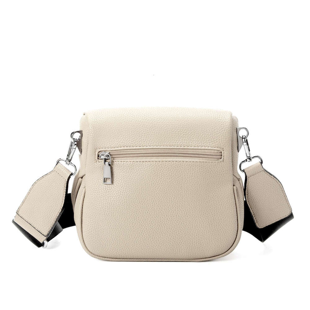 Single Shoulder New 2024 Fashion Trend PU Embossed Small Simple Personality Crossbody Saddle Women's Bag