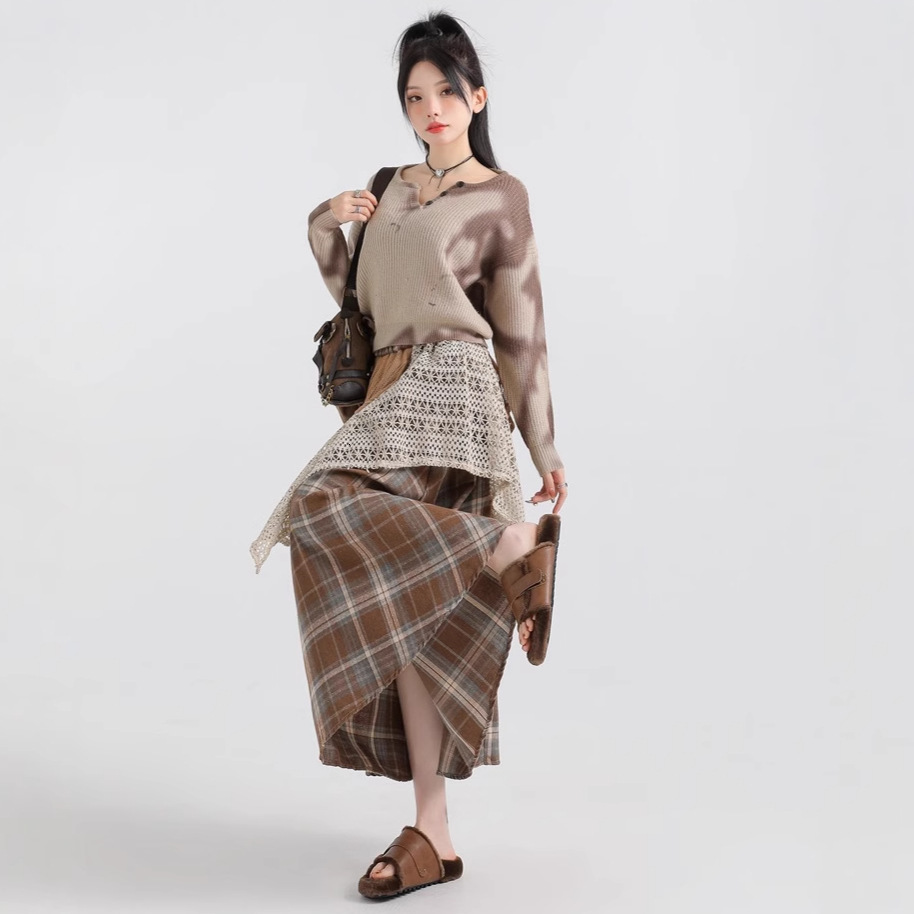 2025 Forest Style Retro Plaid Half Skirt for Women New Autumn Winter Design Irregular Patchwork High Waist A-line Long