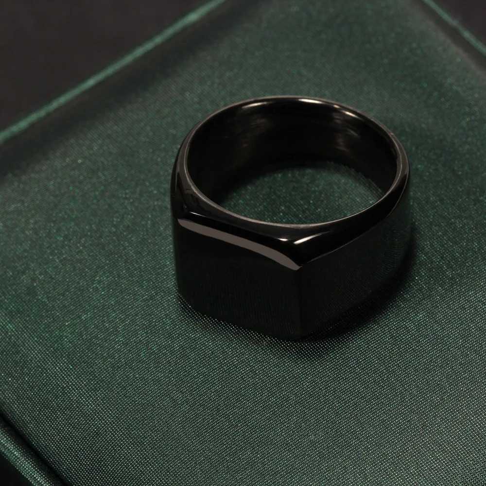 Fashion Men Ring Stainless Steel Simple Style Black Golden Silver Color Square Ring Charm Hiphop Male Jewelry Party Gift S250716