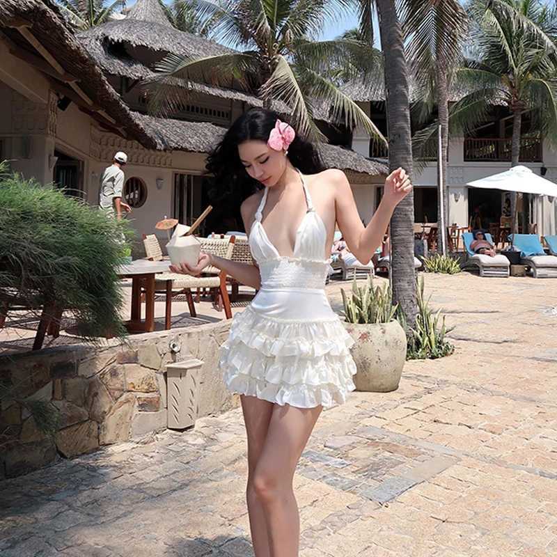 2023 Korean Style Sexy Beach V-neck Dress Summer Y2K Charming Backless Halter Neck Dress Swimming Pool Party Mini Dresses R250716