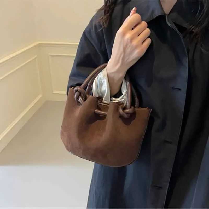 2024 New Simple Womens Shoulder Bags Luxury Designer Bags for Women Solid Classic High Quality Ladies Messenger Bags
