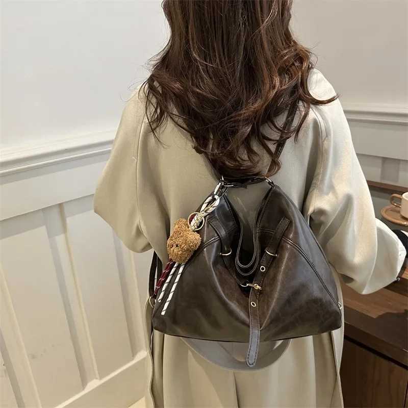 Vintage Large Capacity Womens Shoulder Bag Backpacks Pu Leather Ladies Crossbody Bag Female Commuter Tote Handbags