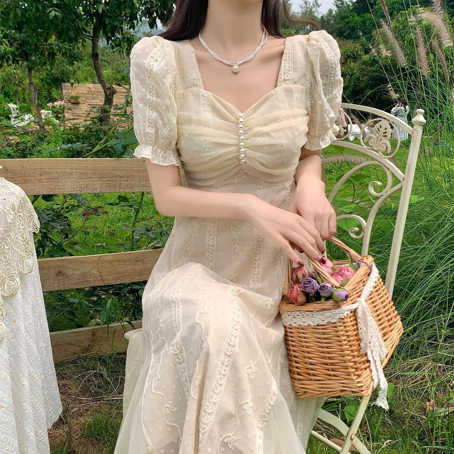 2025 Square Neck Summer Dress Sweet Desire Style First Love Tea Break French Platycodon Retro Design Sense Mori Women's Clothing