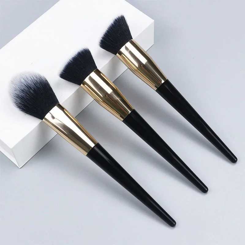 1pcs makeup brush beauty tool artificial fiber comfortable eyeshadow and foundation brush facial and eye makeup tool XJ2500716