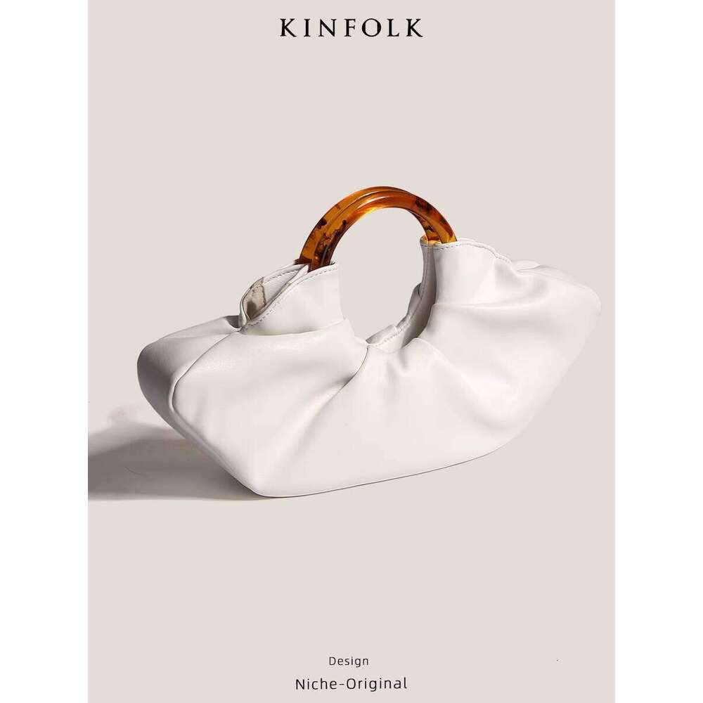 Chic Fashion Accessory Distinctive Fluted Compact Purse by Influencers' Favorite Brand