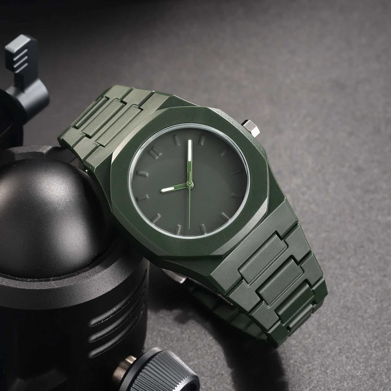 Fashionable Versatile and Simple Mens Y250715