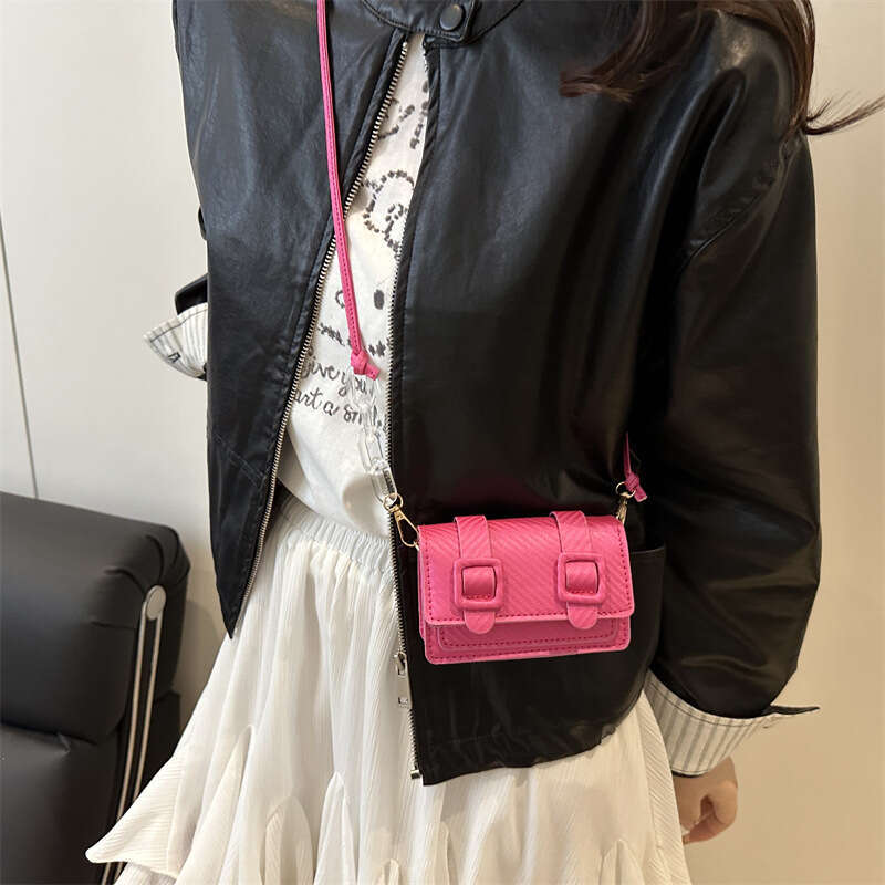 2025 New Elegant Casual Fashion Spring Large Capacity Solid Color Crossbody Shoulder Handbag Baguette Women's Bag