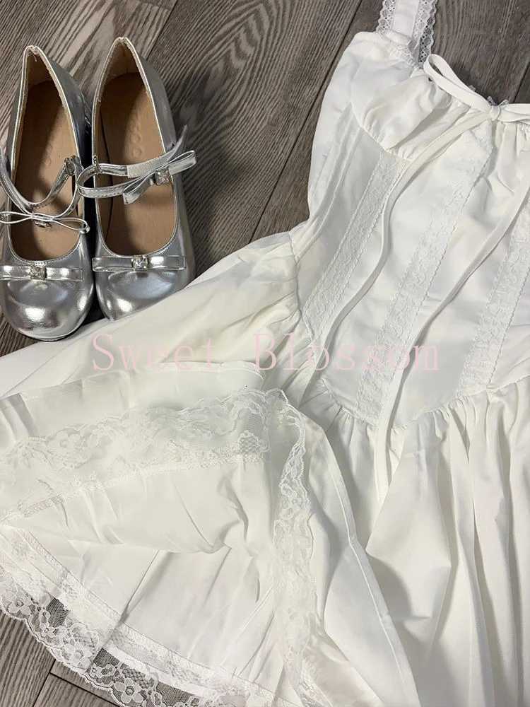 French Elegant Lace Stitching Sweet White Dress Women Summer Aesthetic Slim Kawaii Dresses New Fashion Casual Fluffy Outfit 2025 R250716