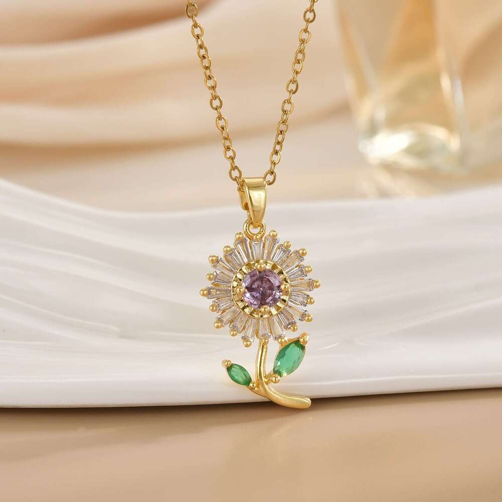 Non-Fading For Women, Internet Celebrity Suower Zircon Flower, Niche New Design Pendant, Elegant Titanium Steel Necklace F54