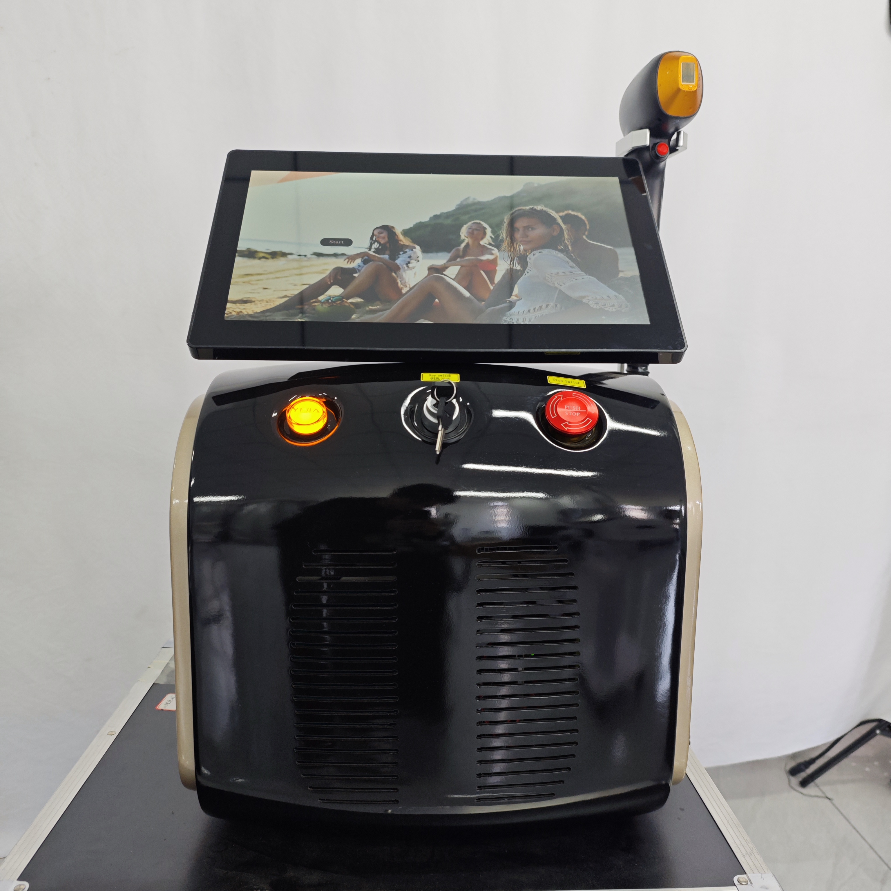 Diode Laser Hair Removal Equipment Ice Cooling System Fast Painless Permanent Hair Removal Machine For Beauty Salon Spa Treatments