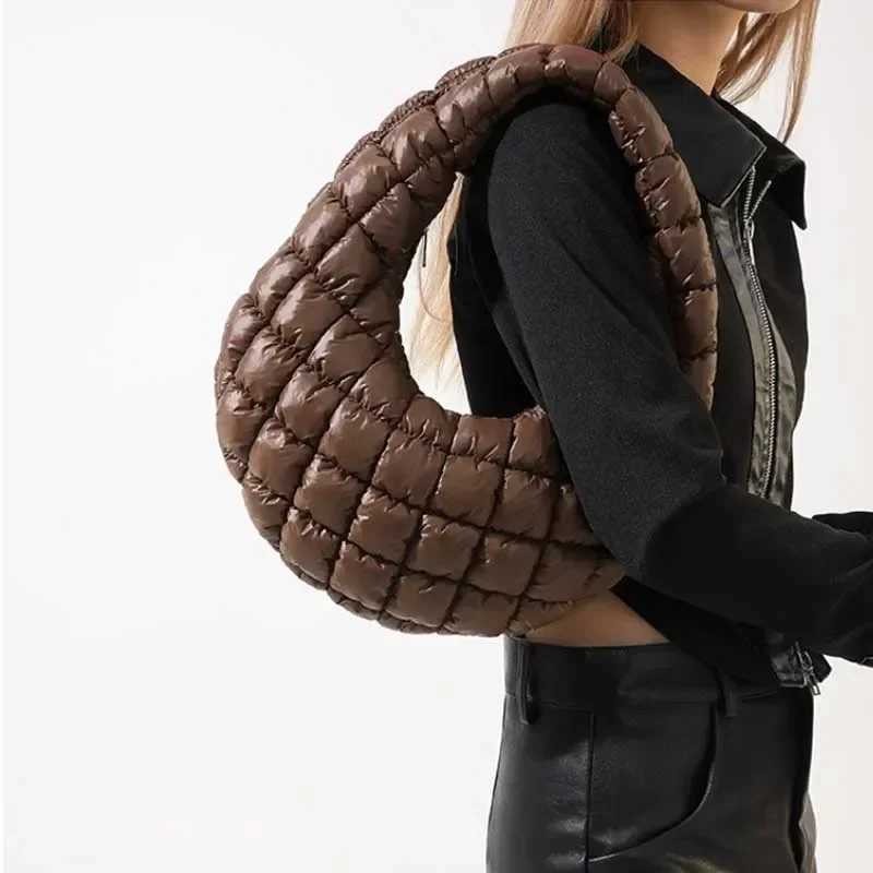 Quilted Embroidered Thread Womens Bag Pleated Cloud Mini Handbags Down Padded Lightweight Clutch Bag Cotton Small Shoulder Bags