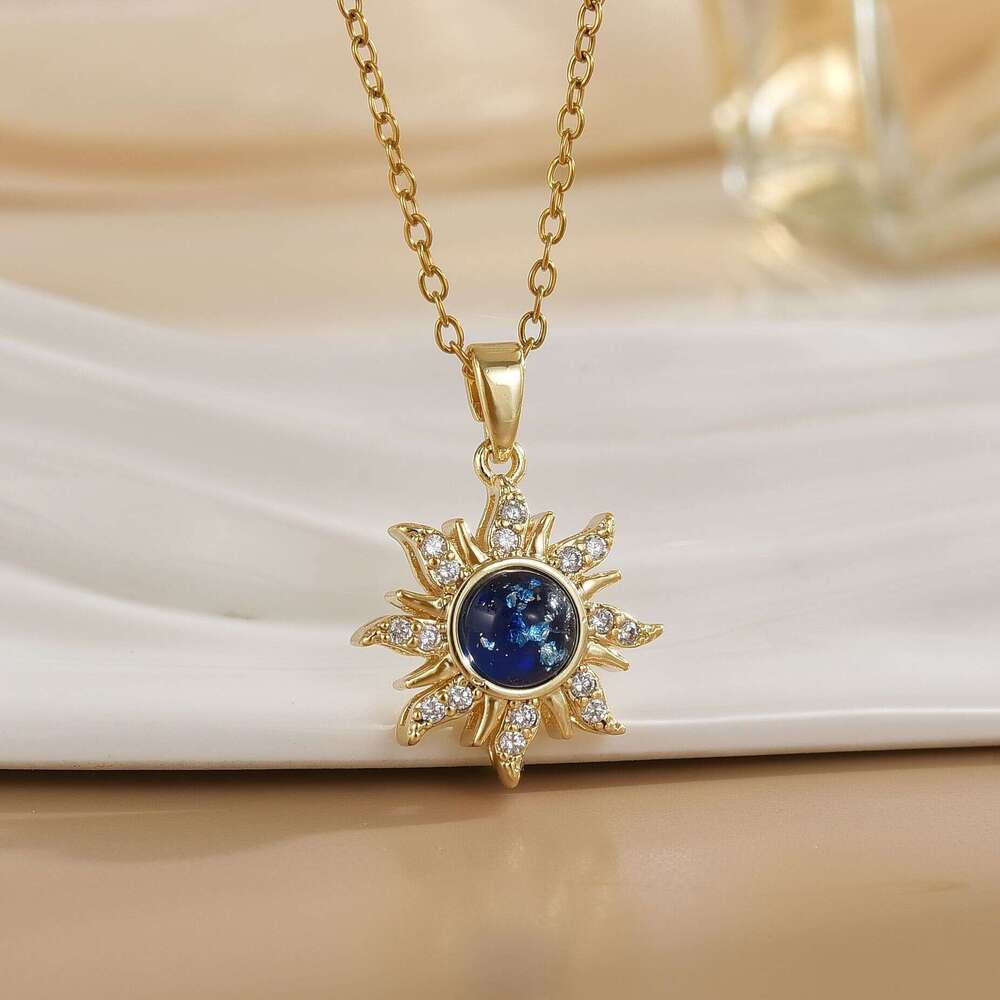 New Suower Necklace For Women Fashionable Personality Versatile Dopamine Zircon Jewelry 2Ea