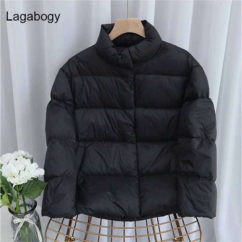 Lagabogy 2025 New Autumn Winter Ultra Light 90% White Duck Down Coat Slim Short Puffer Jacket Female Zipper Casual Tops Parkas