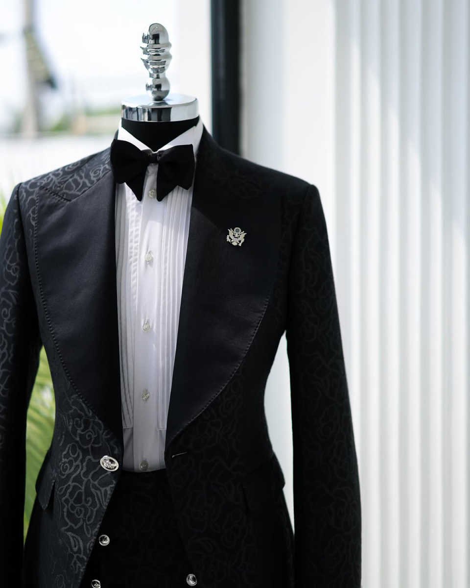 Luxury Beads Jacquard 2 Pieces Men Suits Floral One Button Peaked Lapel Tuxedo Slim Wedding Groom Prom Plus Size Costume Homme Bridegroom Tailor Made 