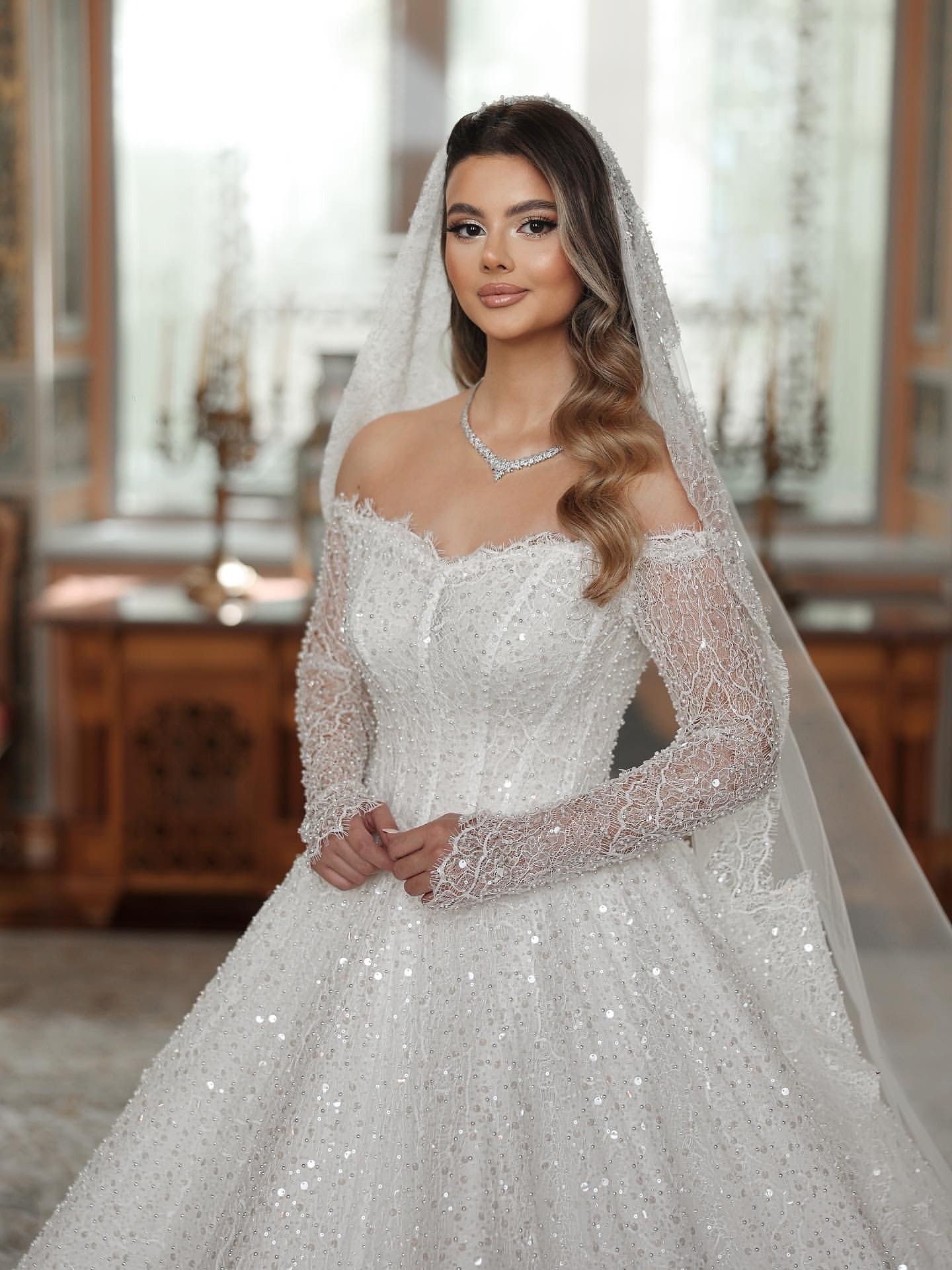 Gorgeous Wedding Dresses Sexy Long Sleeve Sequins Lace A Line Bridal Gowns Sweep Train Customized Vestidos De Novia