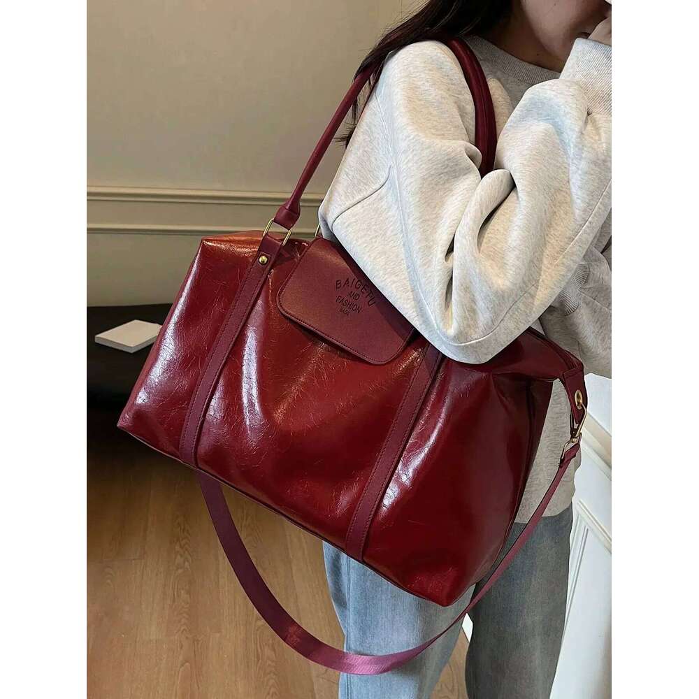 Fashion large capacity handbag Casual short trip travel Holiday gym tote bag, retro oil wax gloss PU leather crossbody bag