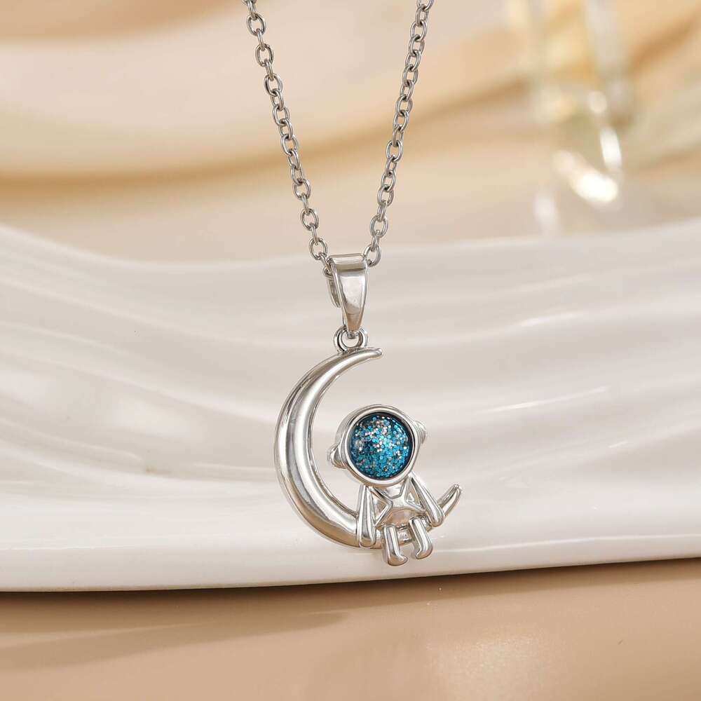 Cartoon Pendant Valentine's Day Gift Trendy Ins Style Clavicle Chain Astronaut Couple Necklace 31C