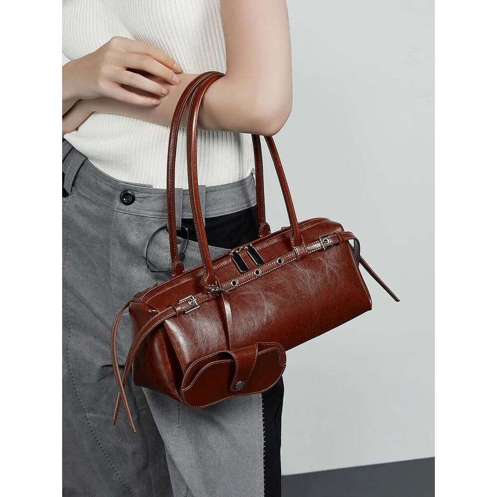 Genuine Leather Women's Baguette Niche Retro Motorcycle Trend Cool belt Handbag New Design Shoulder Underarm Bag