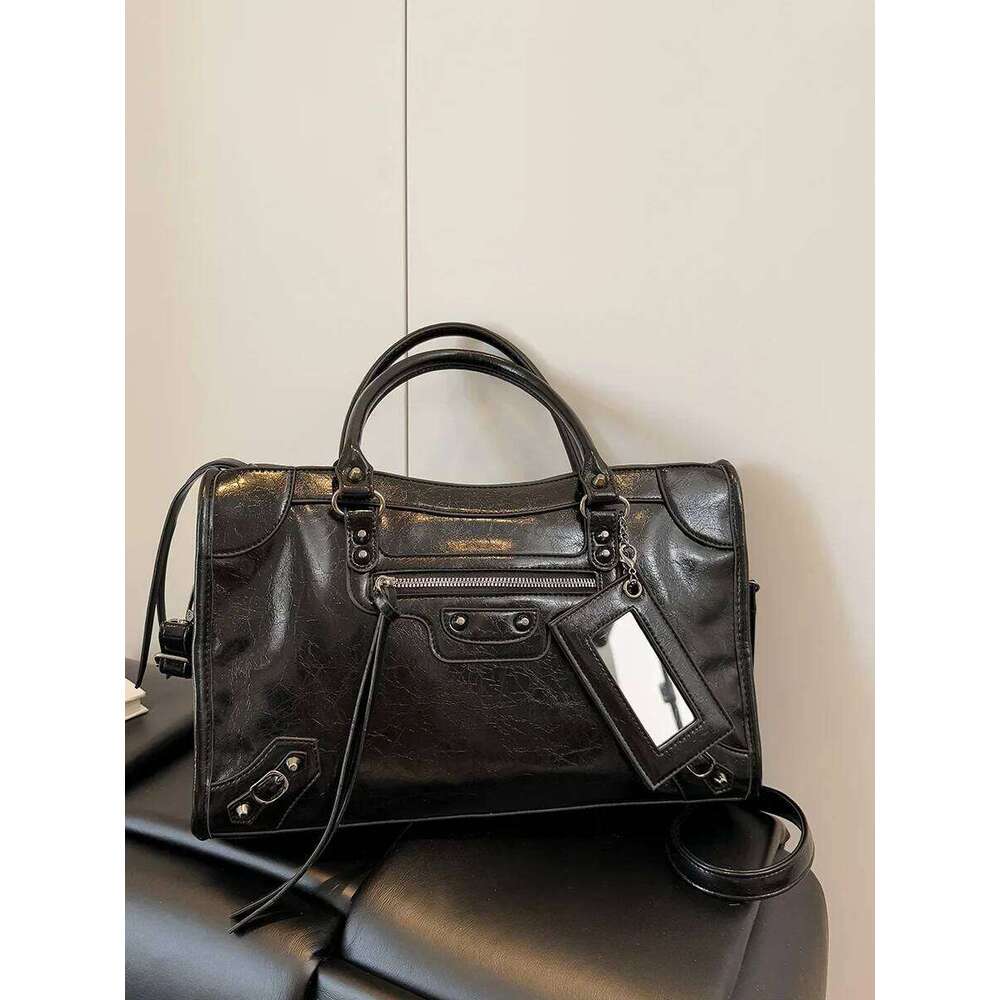 Durable Women's Messenger Bag Premium Leather Crossbody Shoulder Handbag Ladies Tote Purse For Travel & Outings