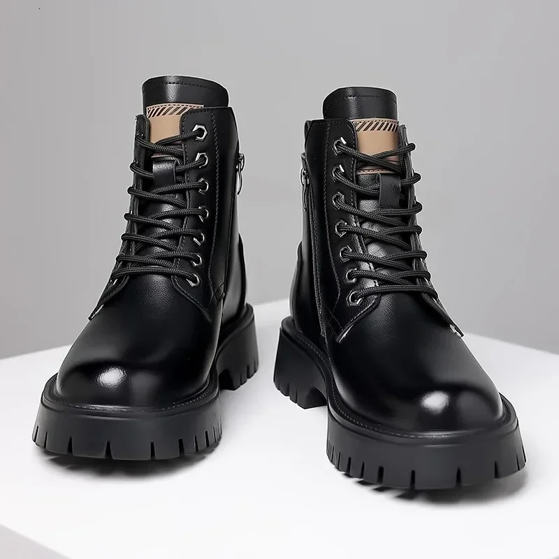 Winter thick soled Mens boots Outdoor waterproof laceup genuine leather boots male Comfortable warm leather shoes Botas Zapatos 250715