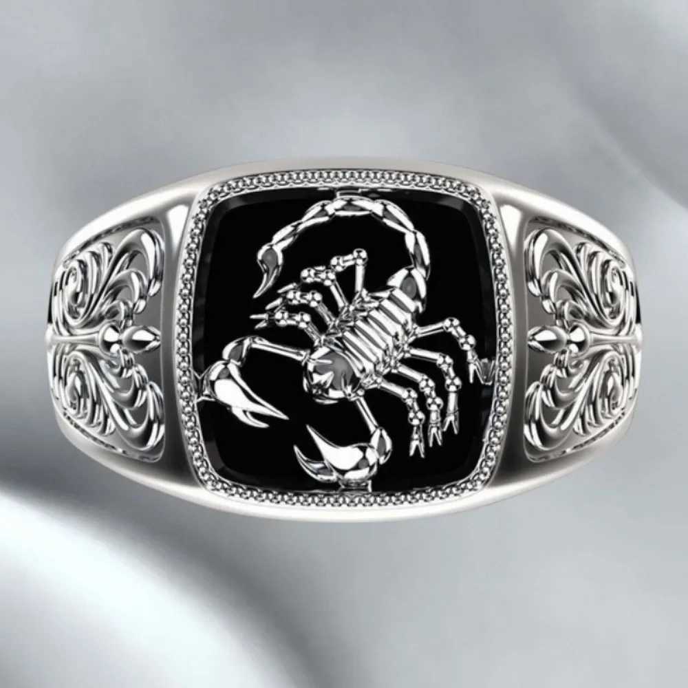 Simple Retro Scorpion Ring Men and Women Personalized Creative Trend Animal Jewelry Hip Hop Niche Party Popular Ring Accessories S250716