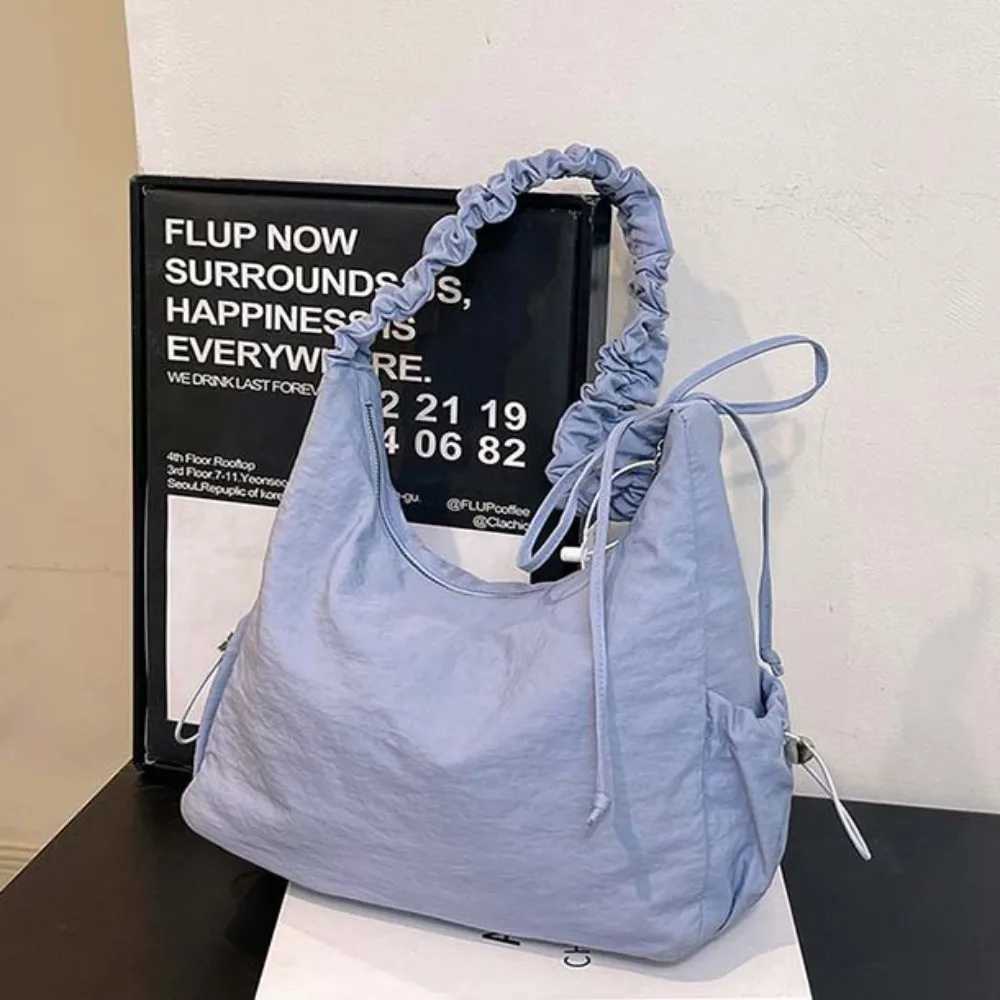Nylon Shoulder Bag Zipper Soft Pleated Straps Handbag Solid Color Korean Style Cloth Crossbody Bag Daily