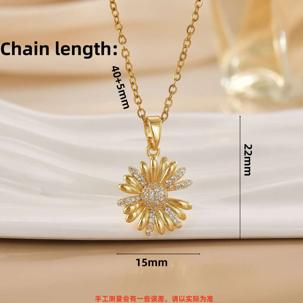 Titanium Steel Non-Fading Summer Suower Light Necklace For Women Fashion Simple Versatile Copper Gold-Plated High-End Clavicle Chain D96