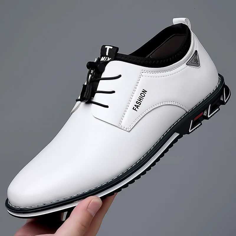 New Business Casual Shoes for Men Lace Up Formal Shoes for Male Black Leather Oxfords Plus Size Wedding Party Office Dress Shoes W250716