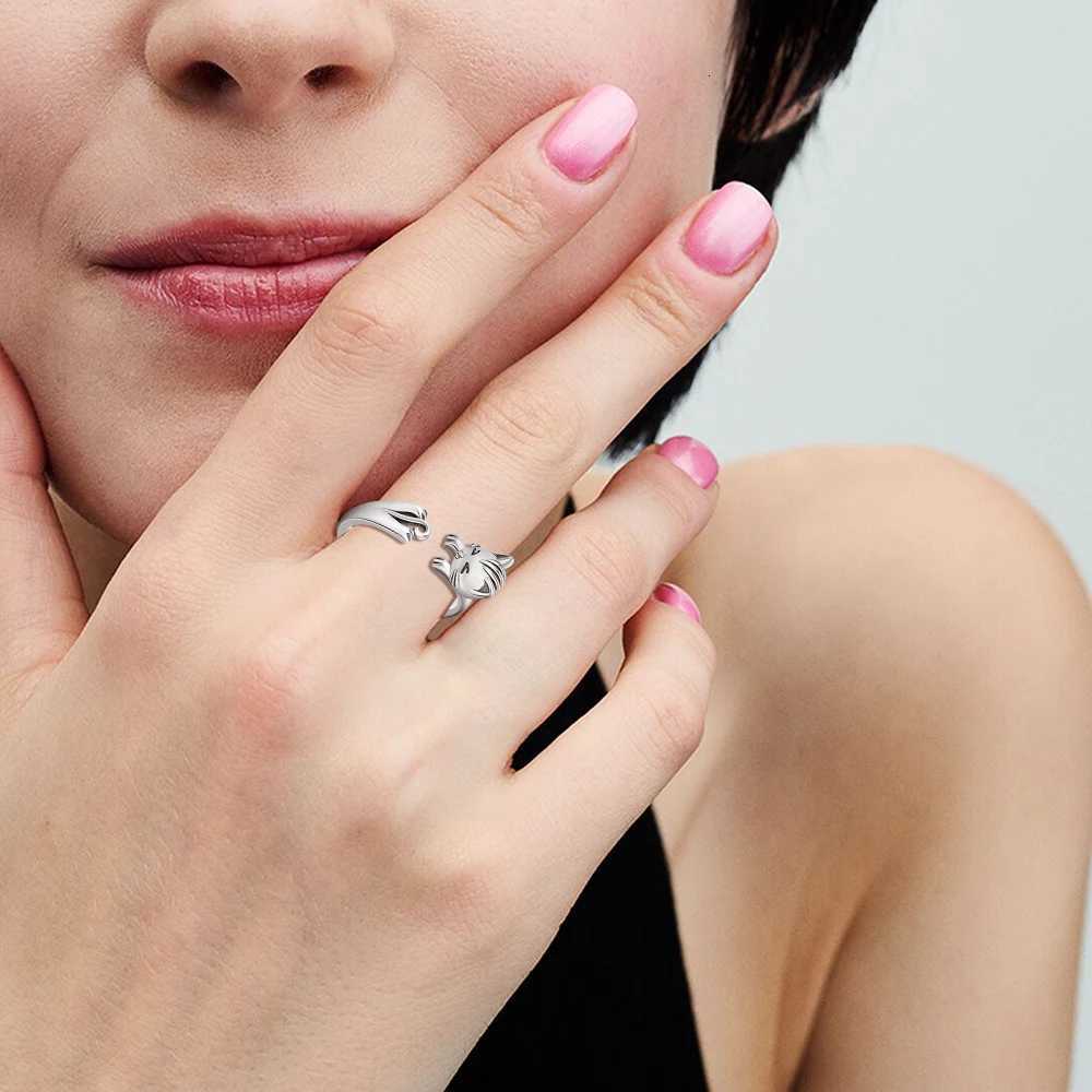 Sanrio Cute Cartoon Animal Adjustable Ring Cat Snake Simple Ring Elegant Jewelry For Women Romantic Love Gift For Girlfriend 925 Silver w250716