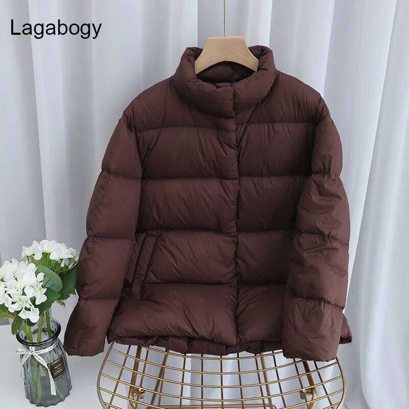 Lagabogy 2025 New Autumn Winter Ultra Light 90% White Duck Down Coat Slim Short Puffer Jacket Female Zipper Casual Tops Parkas