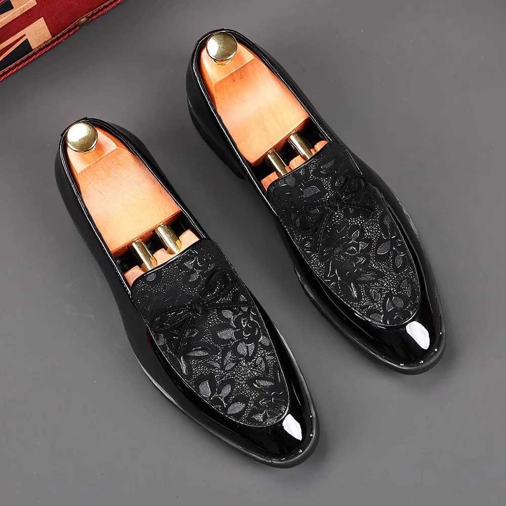 Black Carved Luxury Men Pu Leather Shoes Fashion Male Metal Buckle Bow Knot Decor Increased Loafers Business Casual Shoes W250716