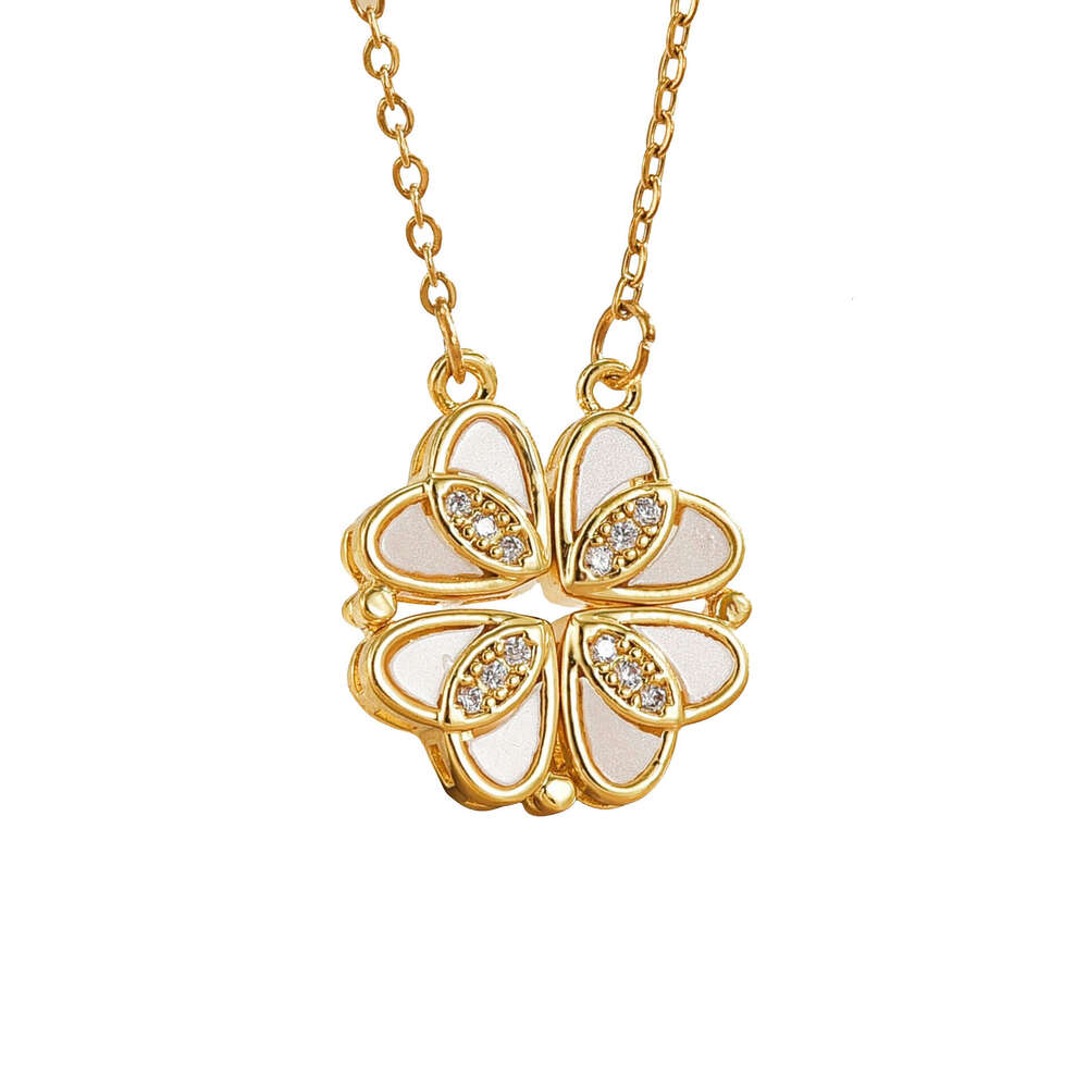 Necklace For Women Tiktok Niche Design Magnetic Zircon Heart New Open And Close Four-Leaf Flower One Multi-Wear Clavicle Chain 555