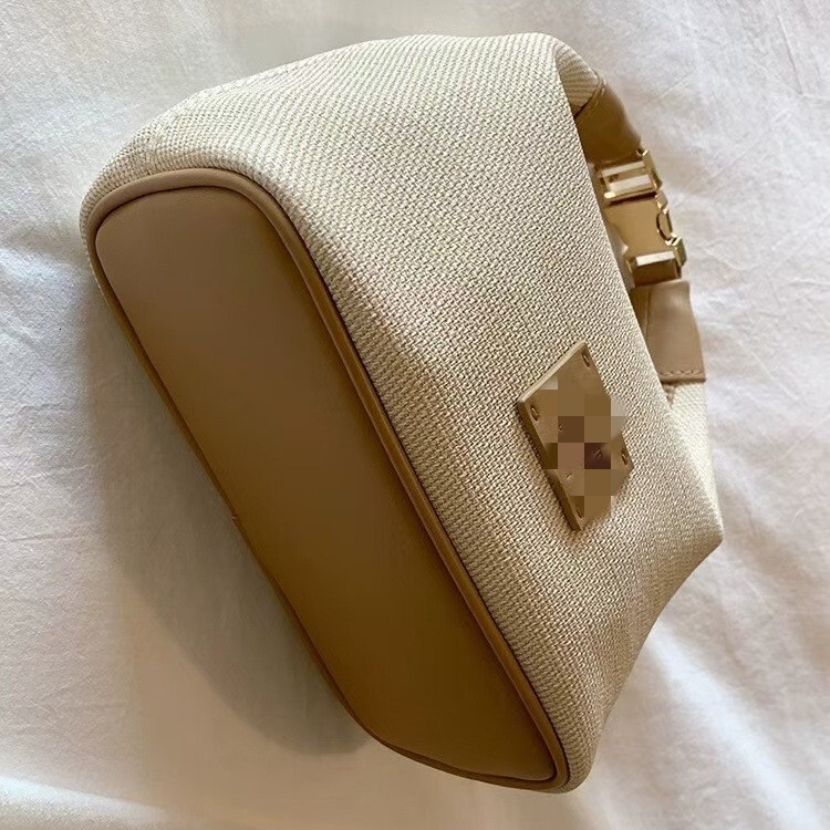 Designer 2025 Spring Summer New Wheat Field Gallery Commuter Canvas Handbag Niche High-end Feel Light Luxury Women's Bag