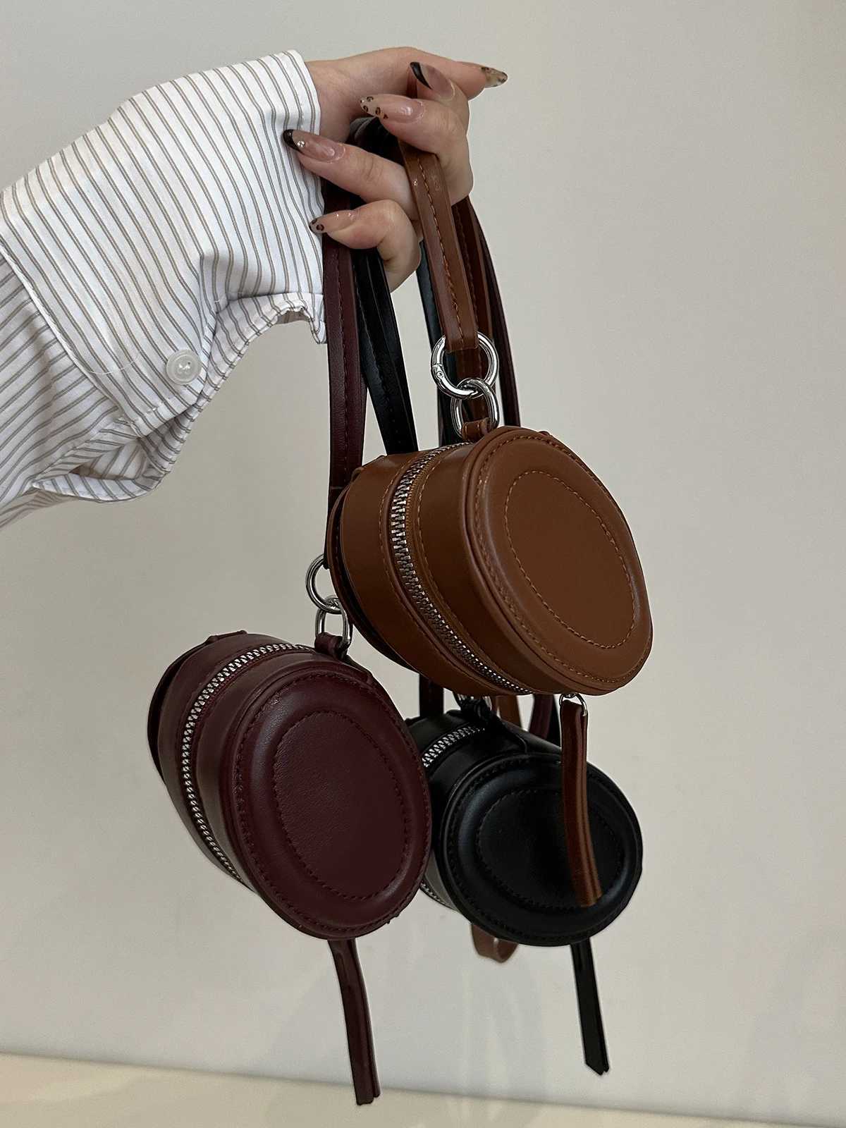 e Crossbody Bag for Women 2024 New Faion Versatile Ne Hanging Bag Earphone Lipsti Bag in Pure E-commerce