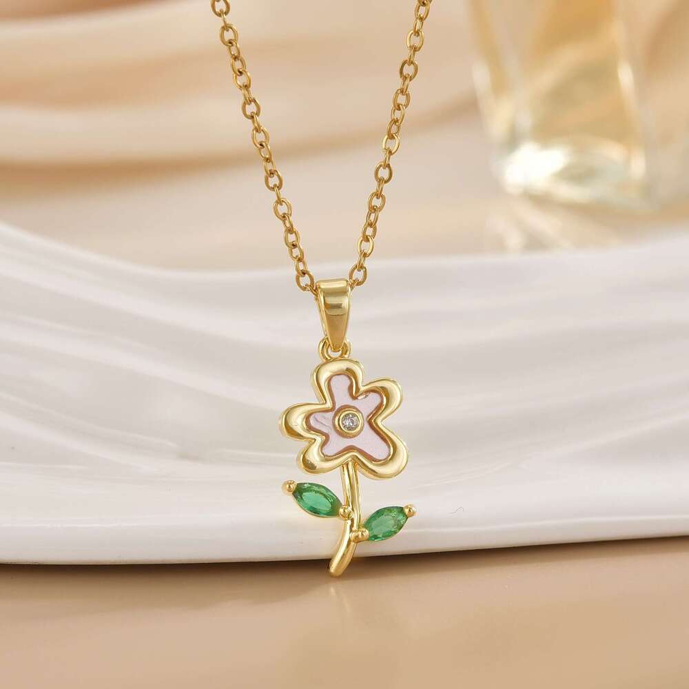 Fashion Green Leaf Shell Flower Light Elegant Full Dia Necklace For Women Versatile Collarbone Titanium Steel Chain Eae
