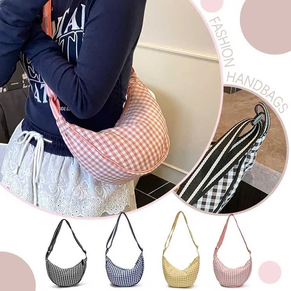 Checkered Nylon Crescent Hobos Shoulder Purse for Women Casual Crossbody Purse Lightweight Sling Bag with Adjustable Strap