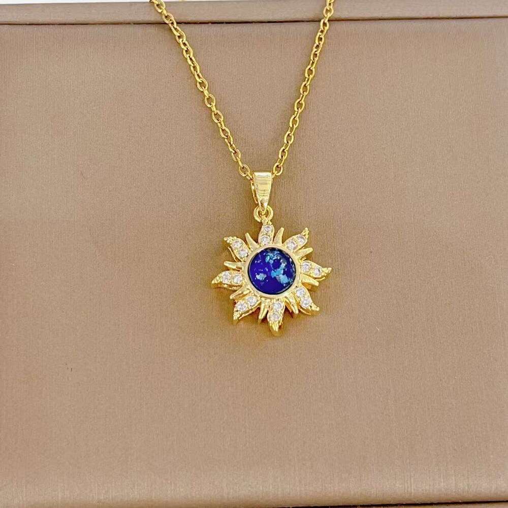 New Suower Necklace For Women Fashionable Personality Versatile Dopamine Zircon Jewelry 2Ea