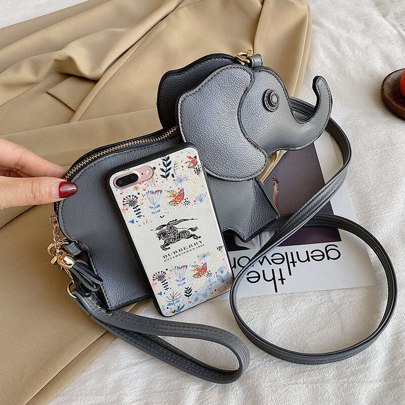Trendy Quirky Small 2025 New Korean Version Niche Design Ins Cartoon Girl Versatile Shoulder Crossbody Bag