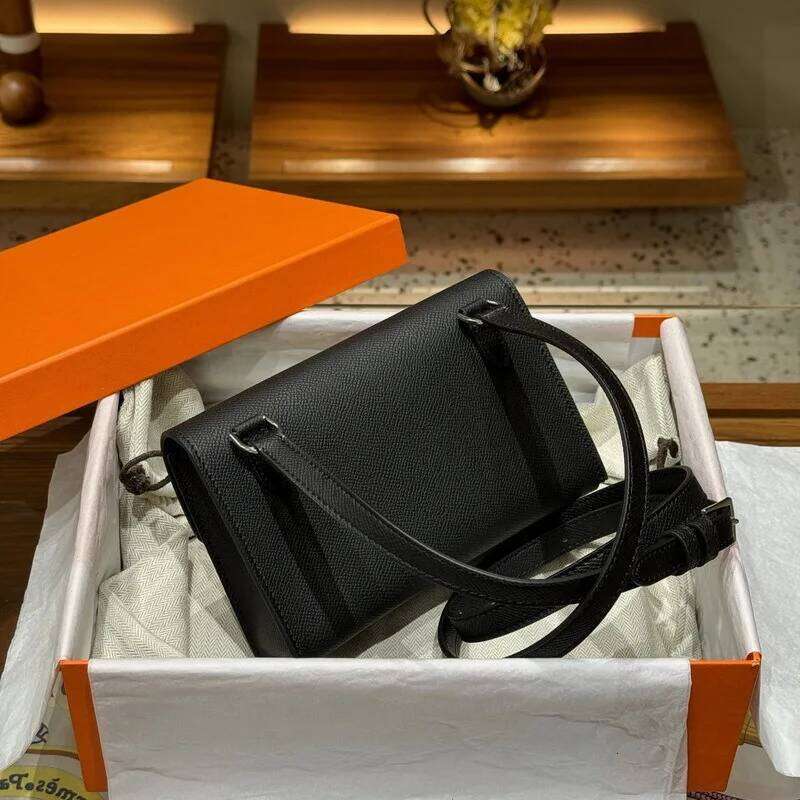 Minimalist Messenger Bags For Women 2025 Hit High Quality Epsom Leather Square New Exquisite Trend Snap Shoulder Bag