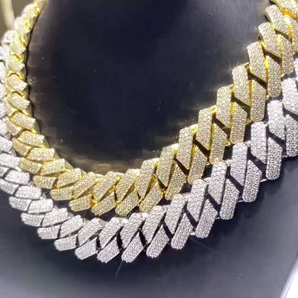Hip hop jewelry bracelet necklace Designer necklaceGold Plated Sier All Sizes Available Men's Moissanite Dia IcedOut Cuban Chain Necklaces22mm