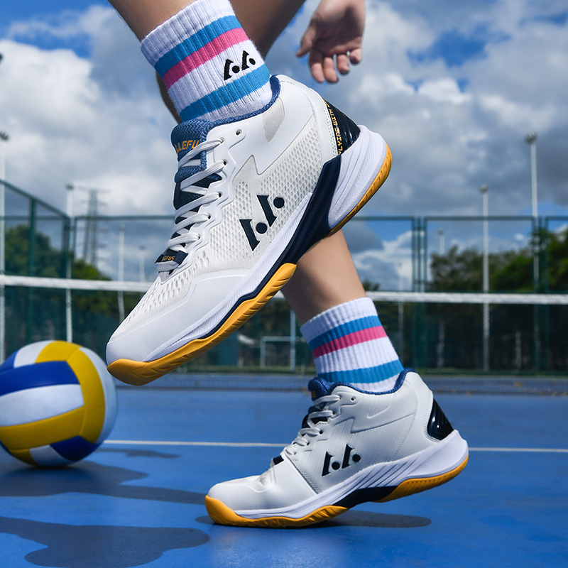 Breathable Professional Volleyball Shoes with Shock Absorption Suitable for Training & Competitions