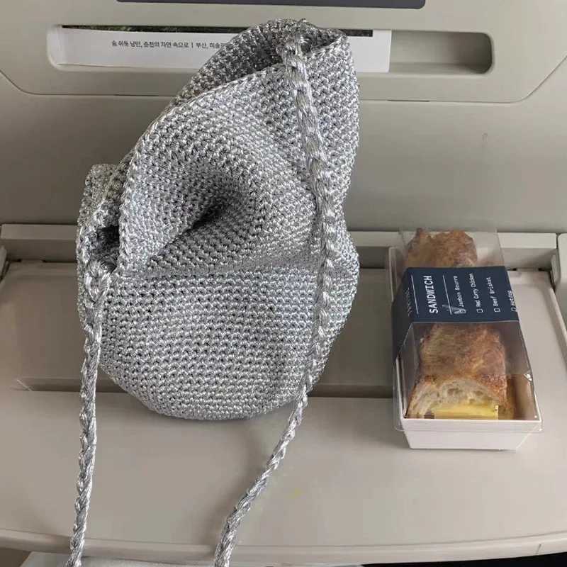 2025 Hand-woven Hand-Headed Bucket Bag Large Capacity Design Casual Beach One-Shoulder Armpit Bag