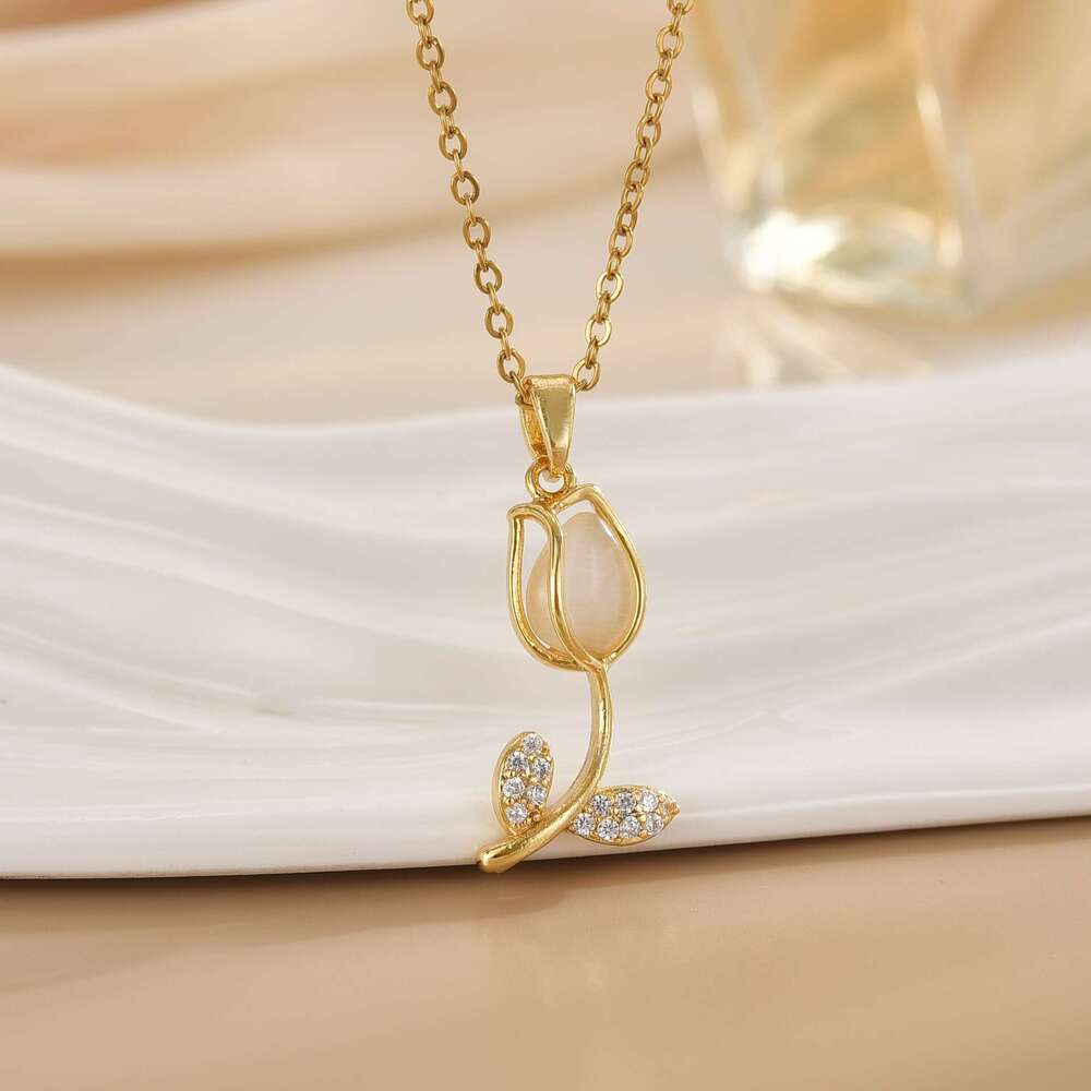 Internet Celebrity Fashion Titanium Steel Necklace For Women, Niche High-End Feel, Non-Fading Collarbone Chain, Light Versatile Tulip Jewelry 6E4
