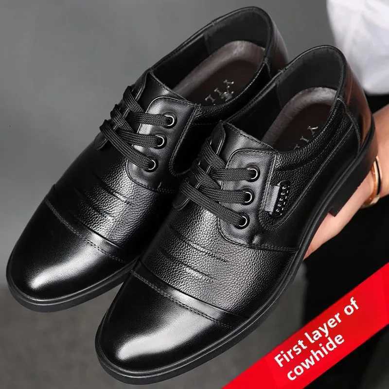 Mens Genuine Cow Leather Shoes Business Casual Shoes With Triple-Stitched Soles For Middle-Aged And Elderly Men Y250715