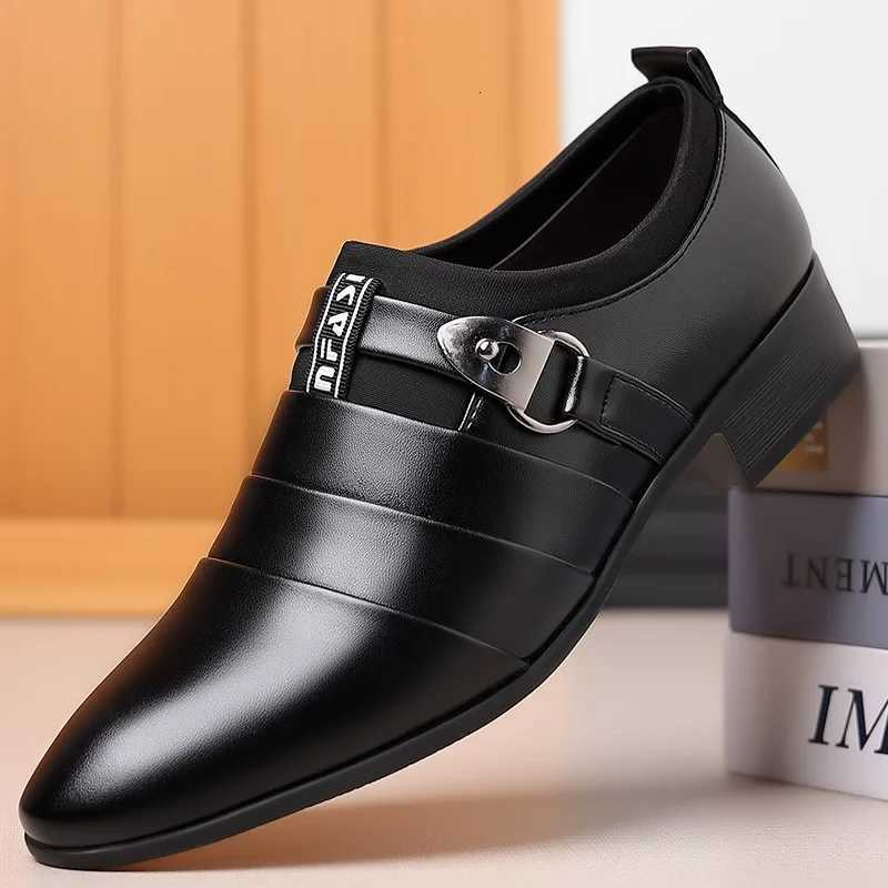 Classic Leather Shoes for Men Slip on Pointed Toe Oxfords Formal Wedding Party Office Business Casual Dress Shoes for Men Y250715