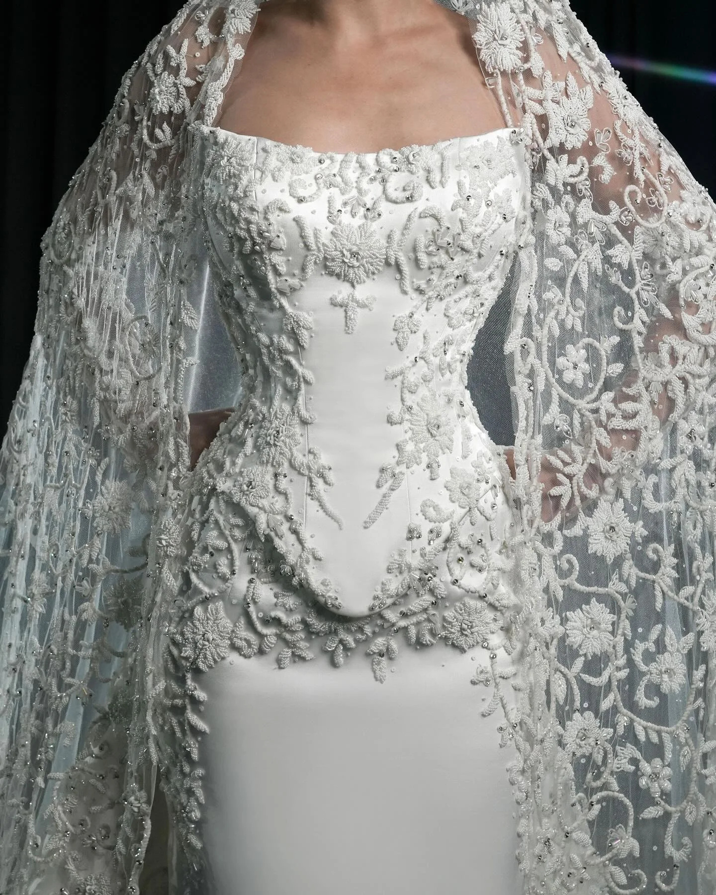 Vintage Lace Sheath Wedding Dress Elegant Strapless Appliques Bridal Dress With Detachable Train Customized vestidos de novia