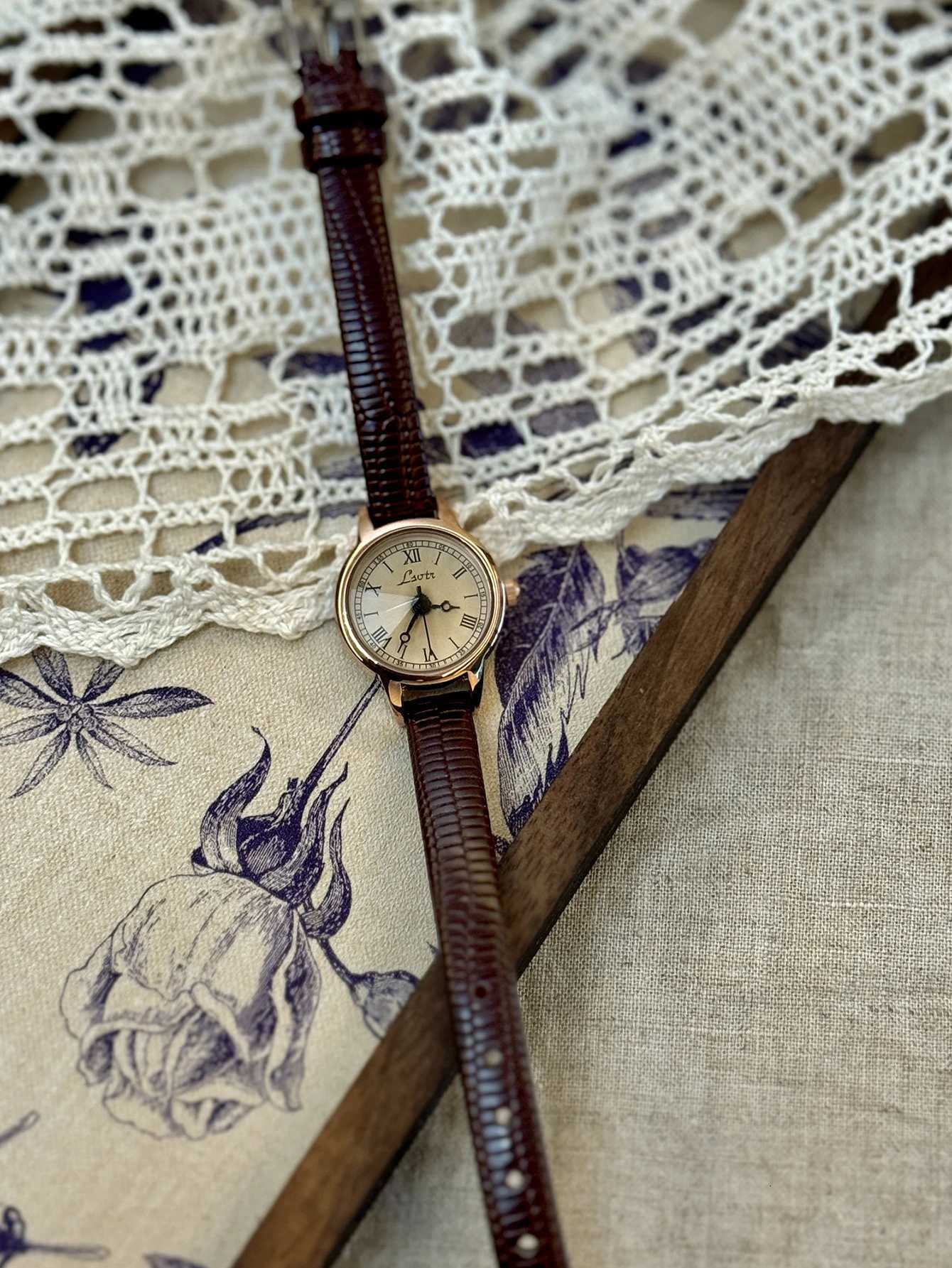 1pc Retro Leisure Elegant Wen Coffee Brown Leather Strap Small Exquisite Round Dial With Rhinestone Decor Suitable for F Y250715