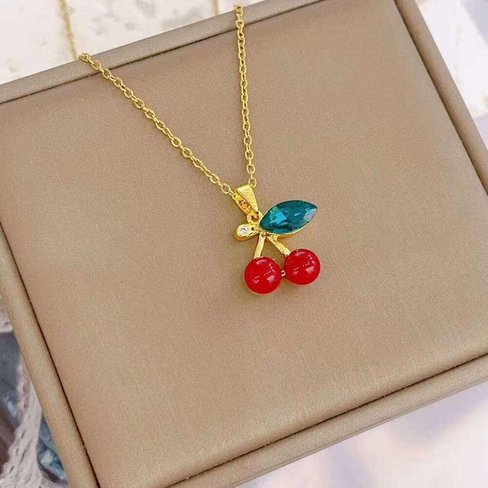 Women's Fashion Pastoral Style Necklace Copper Micro Inlay Design Internet Celebrity Temperament Lively Sparkling Cherry Pendant 8D8