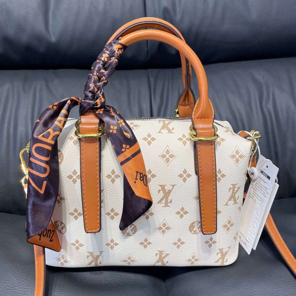 Boston Handheld Silk Scarf 2025 New Printed Bucket Shoulder Crossbody Bag for Women